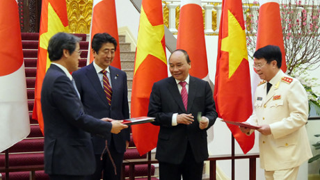 Nhat Ban cung cap cac tau tuan tra dong moi cho Viet Nam - Anh 1