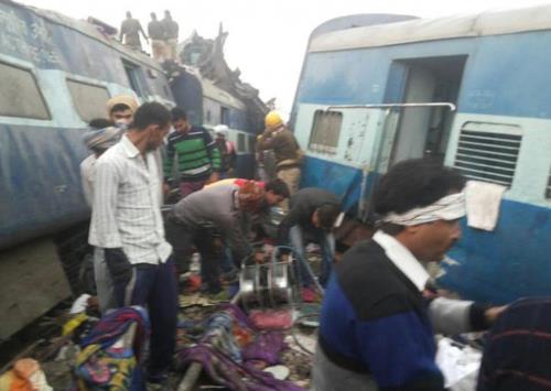 tau hoa trat duong ray tai an do hon 100 nguoi thuong vong