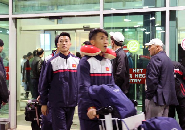 Văn Quyết, ĐTVN, VFF, HLV Hữu Thắng