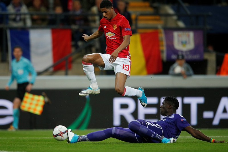 hang cong phung phi co hoi mu de anderlecht cam hoa