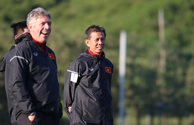 nu cuoi tro lai voi u20 viet nam truoc tran gap honduras