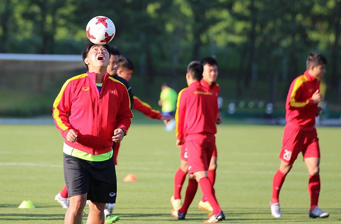 nu cuoi tro lai voi u20 viet nam truoc tran gap honduras