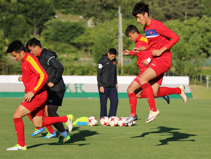 nu cuoi tro lai voi u20 viet nam truoc tran gap honduras