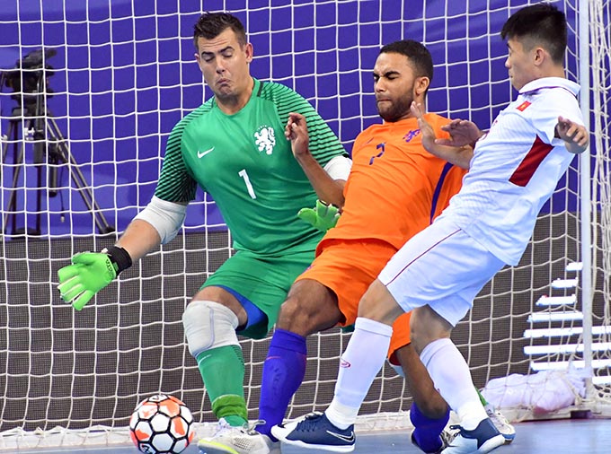 dt futsal viet nam hoa kich tinh truoc ha lan