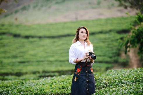 http://www.baonghean.vn/dataimages/201711/original/images2065513_du_chua_phat_hanh_nhung_album_vol_9_cua_my_tam_da_chay_hang_hinh_3_5a13dcac21fb3.jpg