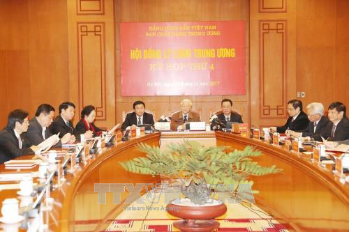   Tổng Bí thư Nguyễn Phú Trọng dự Kỳ họp thứ 4 Hội đồng Lý luận Trung ương nhiệm kỳ 2016-2021. Ảnh: Trí Dũng-TTXVN.