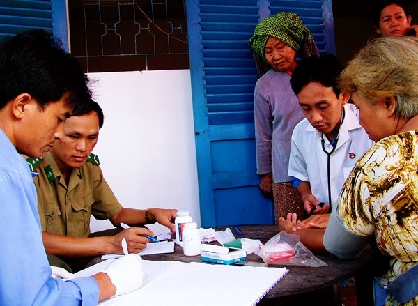 Description: D:\BTNO 2018\Thang 09\29.09\mail\xa hoi\diem tin_dan y.JPG