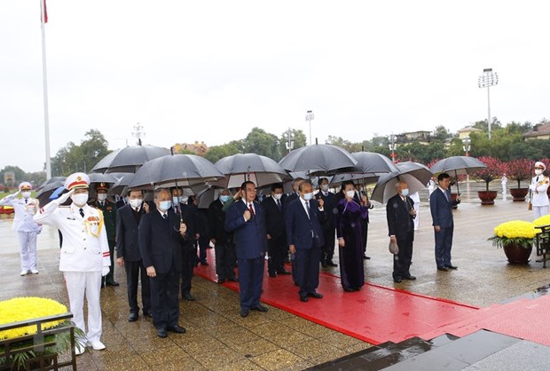 Lanh dao Dang, Nha nuoc thanh kinh tuong nho Chu tich Ho Chi Minh hinh anh 1