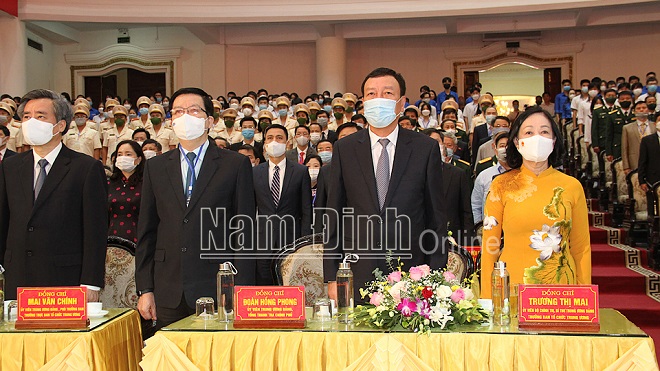http://admin.xaydungdang.org.vn/Uploads/ngocanh/1.images1335943_1.jpg