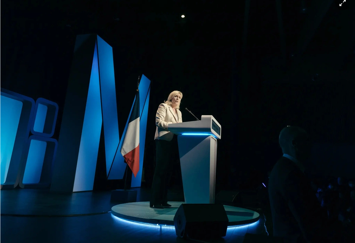 Nữ chính trị gia Pháp khiến phương Tây bất an