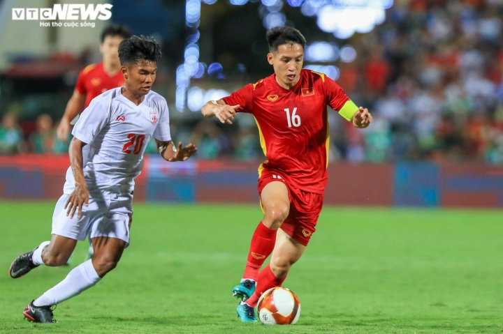 Hùng Dũng ghi bàn quý như vàng, U23 Việt Nam dẫn đầu bảng A SEA Games 31 - 1
