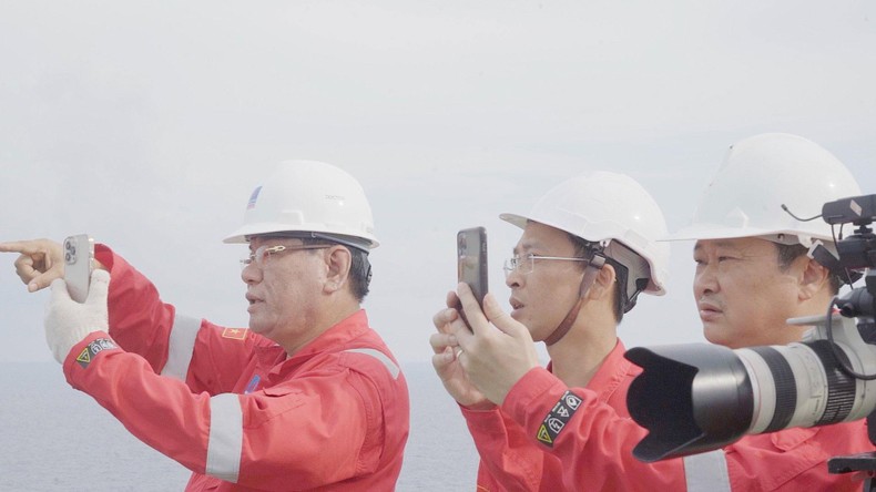 Phát sóng rộng rãi bộ phim “Việt Nam - Tổ quốc nhìn từ biển” ảnh 4