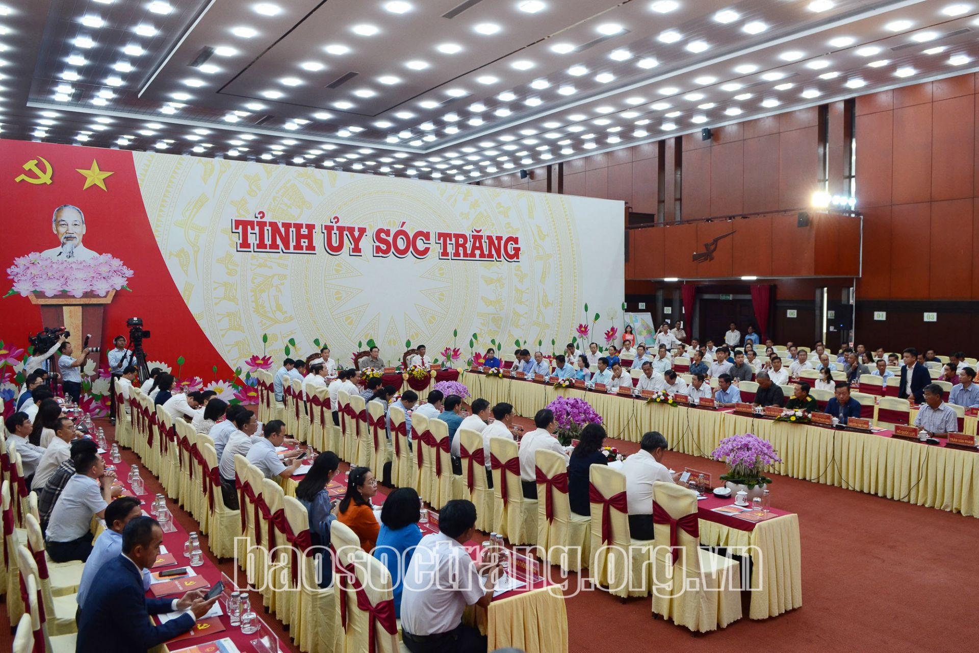 https://imgs.baohoabinh.com.vn/Includes/NewsDetail/10_2023/dt_91020231141_ctv-9468.jpg