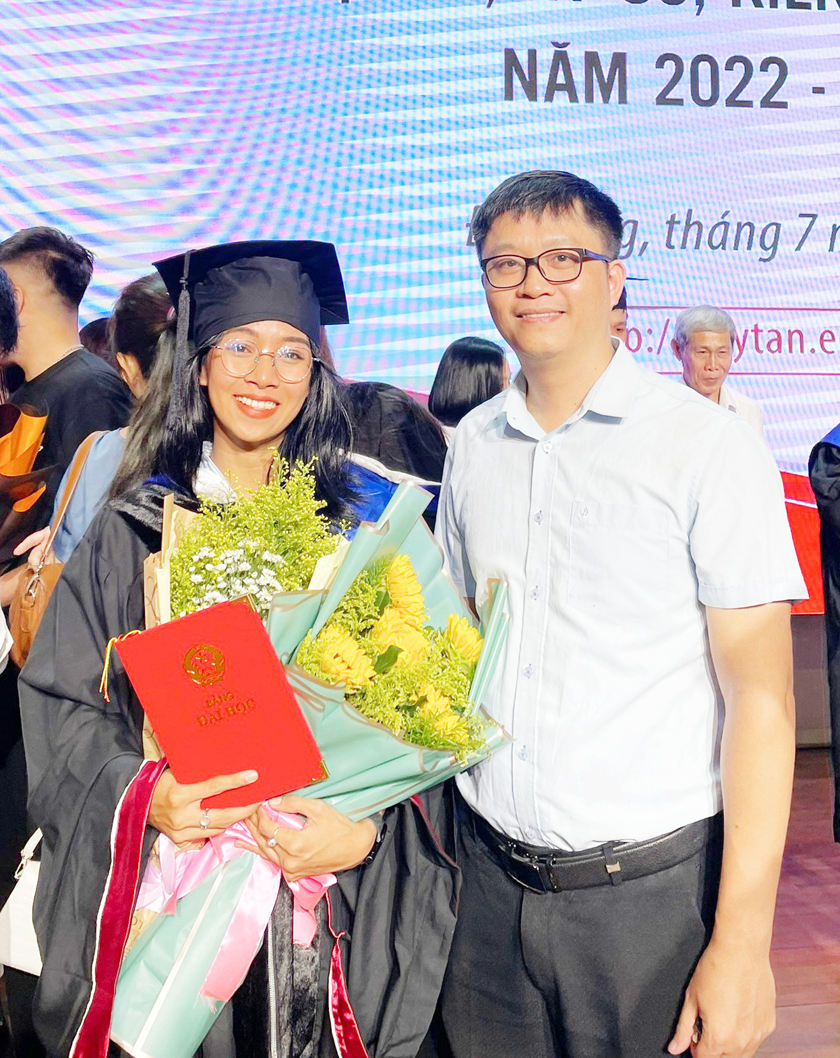 Nghiên cứu nấm quý, sinh viên Duy Tân tốt nghiệp với bài báo Q1 cùng 'Poster Xuất sắc' tại Hội nghị về Nấm